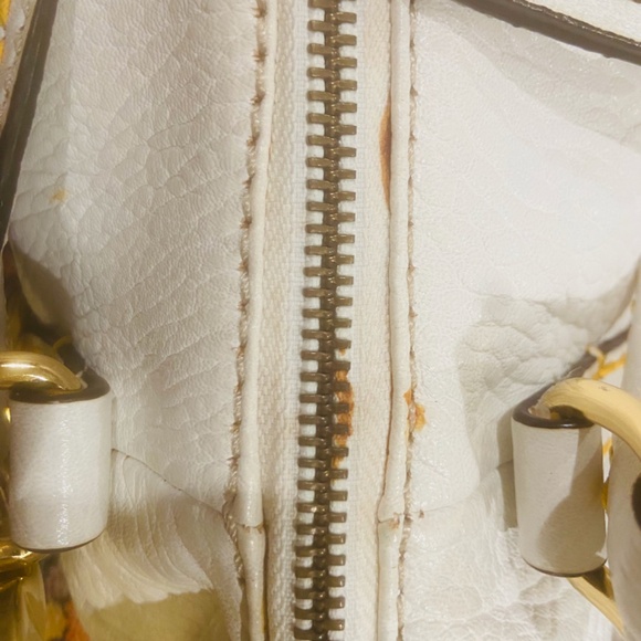 N16-ANTONIO MELANI Off-White Leather Purse - Picture 9 of 12